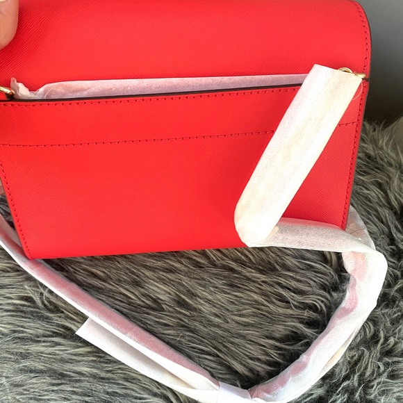 NWT MK 3 in 1 crossbody clutch wristlet coral - Picture 4 of 9